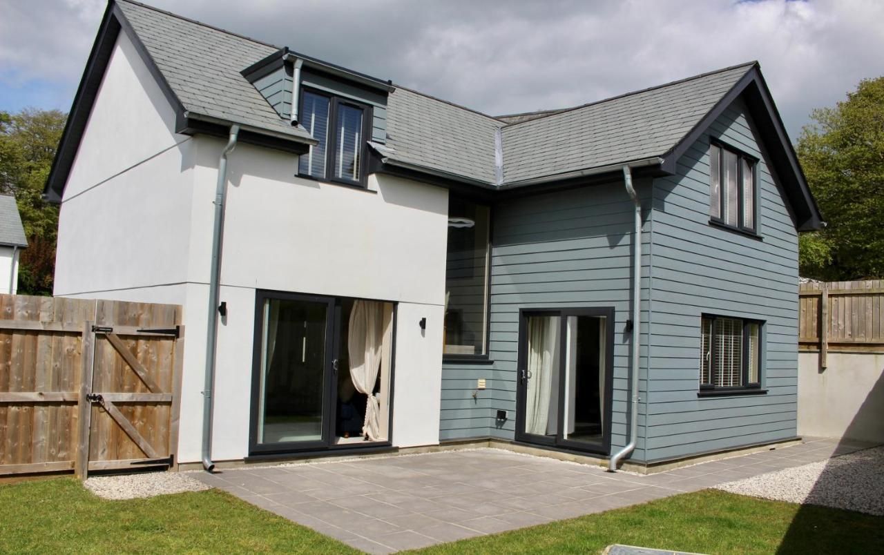 No 1 The Paddock - Spacious Holiday Home With A Hot Tub 뷰드 외부 사진