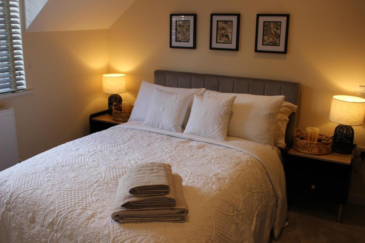 No 1 The Paddock - Spacious Holiday Home With A Hot Tub 뷰드 외부 사진